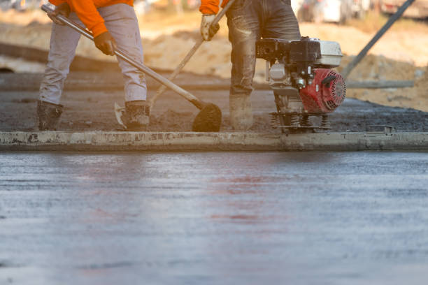 Best Concrete Sidewalk Installation  in Calverton Park, MO