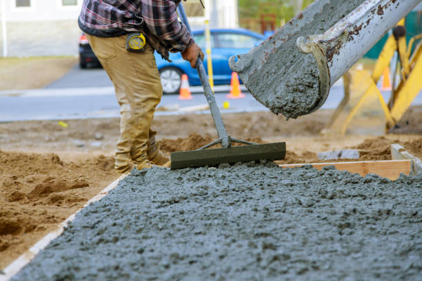 Best Driveways & Floors  in Calverton Park, MO